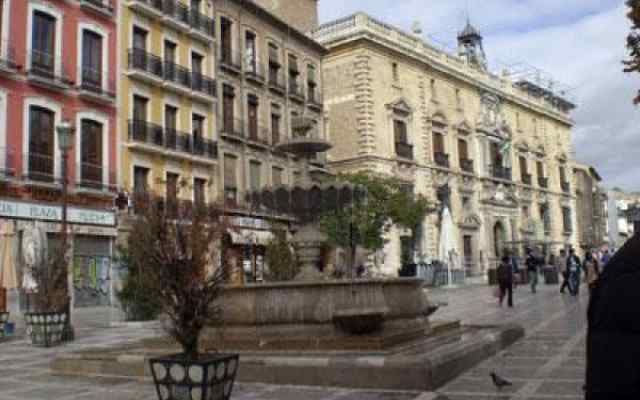 Plaza Nueva, in the centre of Granada